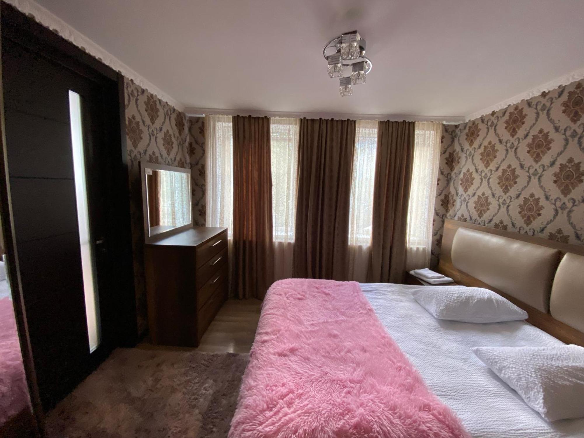 Guest House Misho Kazbegi Ngoại thất bức ảnh
