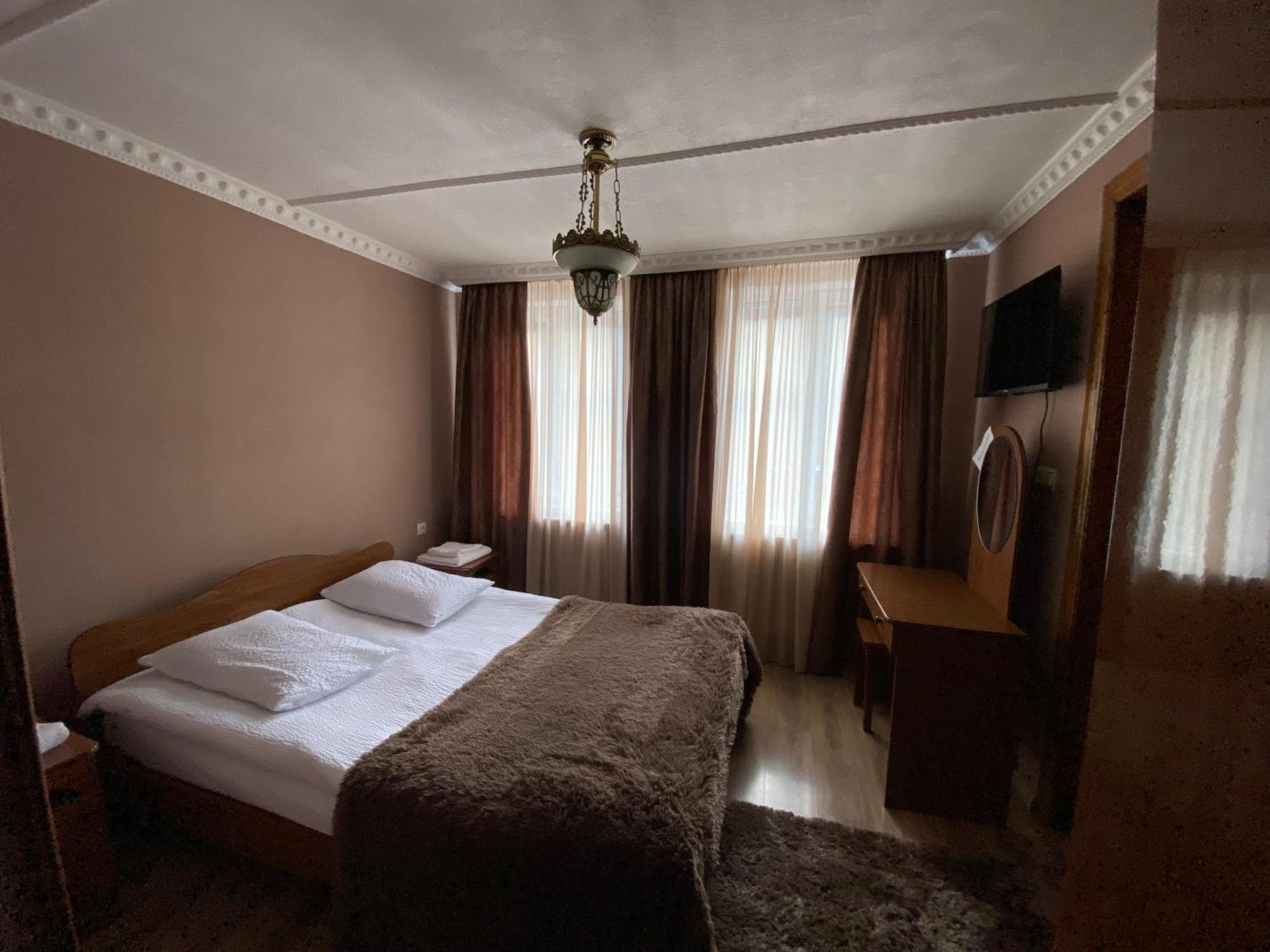 Guest House Misho Kazbegi Ngoại thất bức ảnh