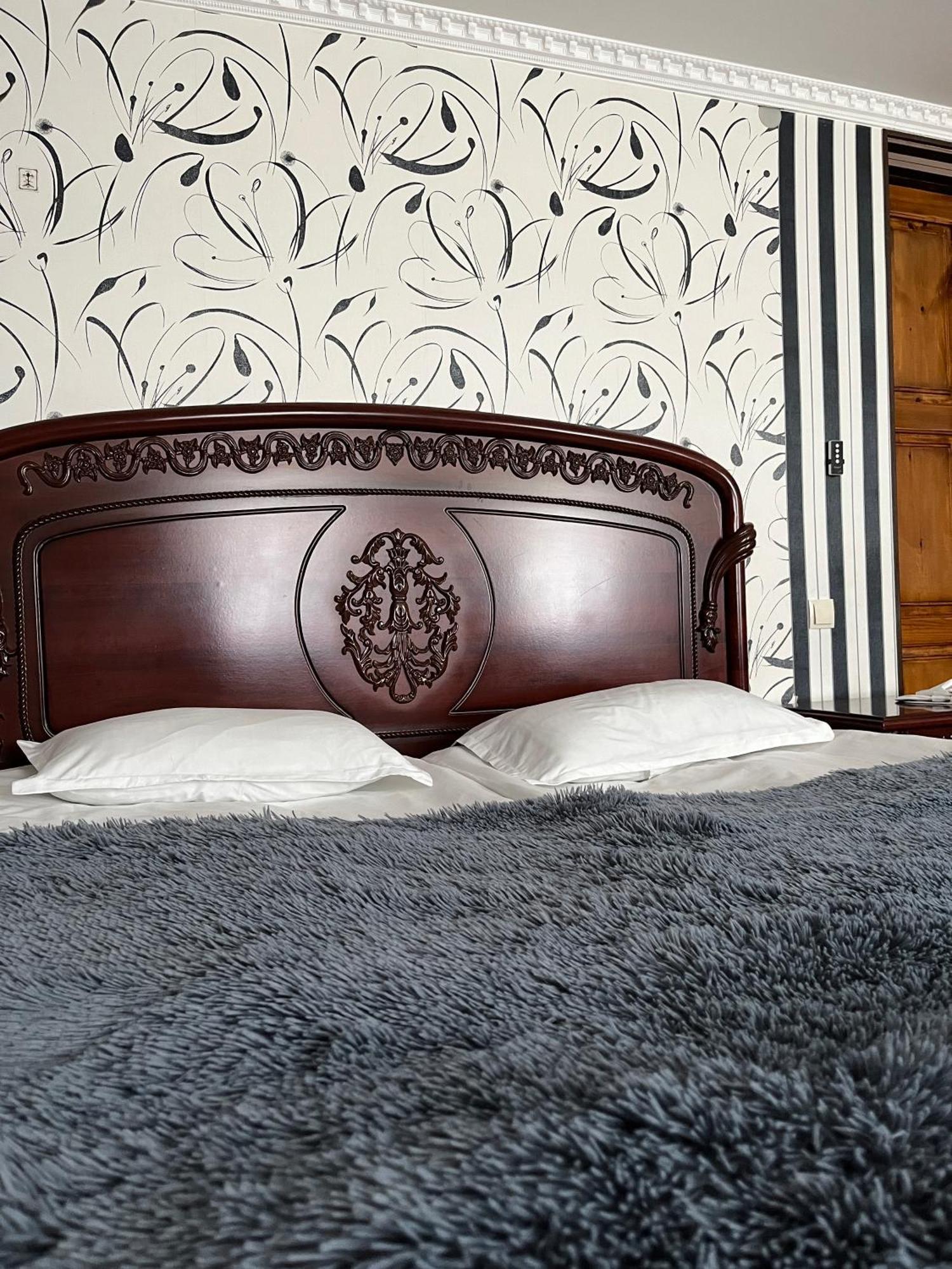 Guest House Misho Kazbegi Ngoại thất bức ảnh