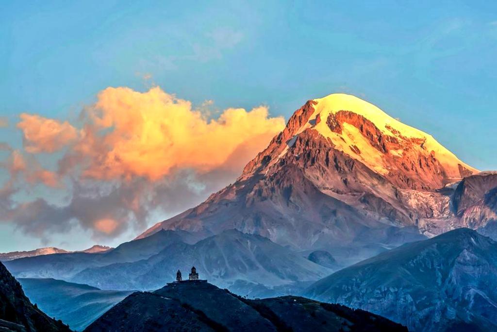 Guest House Misho Kazbegi Ngoại thất bức ảnh
